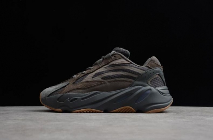 Men's | Adidas Yeezy Boost 700 V2 Geode Grey Black EG6860