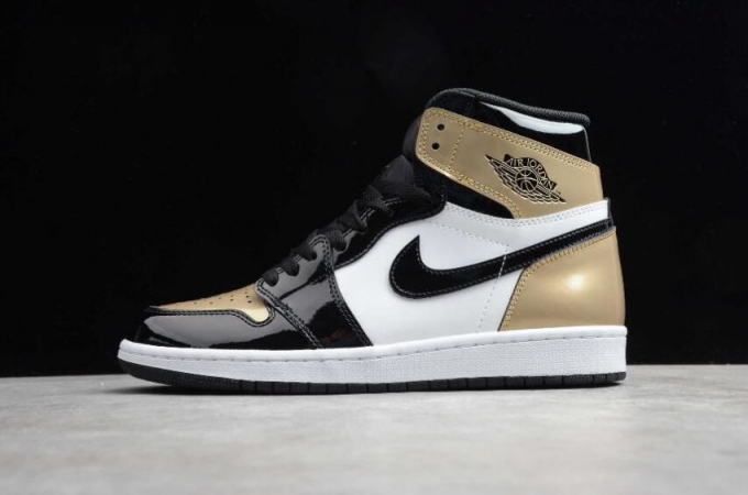 Men's | Air Jordan 1 Retro High OG NRG Black Metallic Gold Basketball Shoes