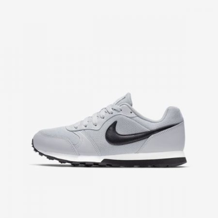 Nike Shoes MD Runner 2 | Wolf Grey / Total Crimson / White / Black