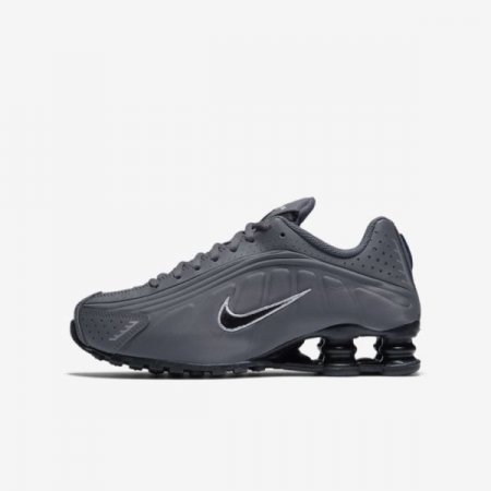 Nike Shoes Shox R4 | Dark Grey / Metallic Silver / Black