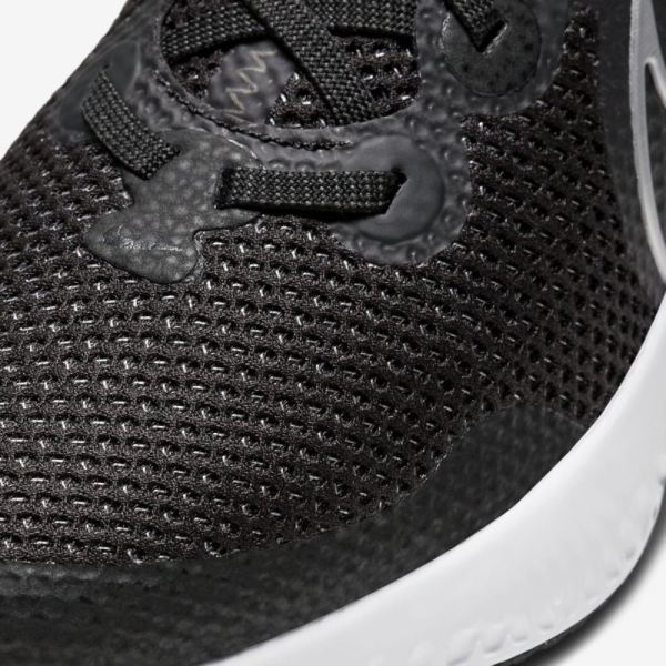 Nike Shoes Renew Run | Black / White / Wolf Grey / Metallic Silver