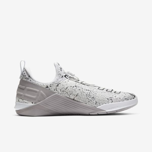Nike Shoes React Metcon | White / Atmosphere Grey / Black