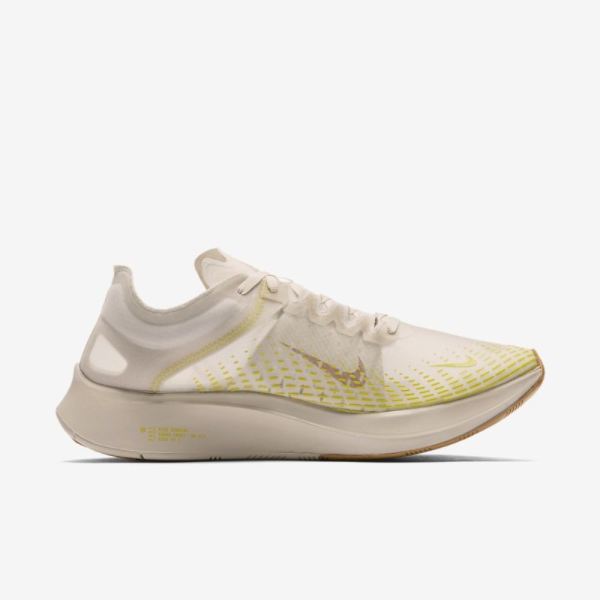Nike Shoes Zoom Fly SP Fast | Light Orewood Brown / Bright Cactus / Elemental Gold